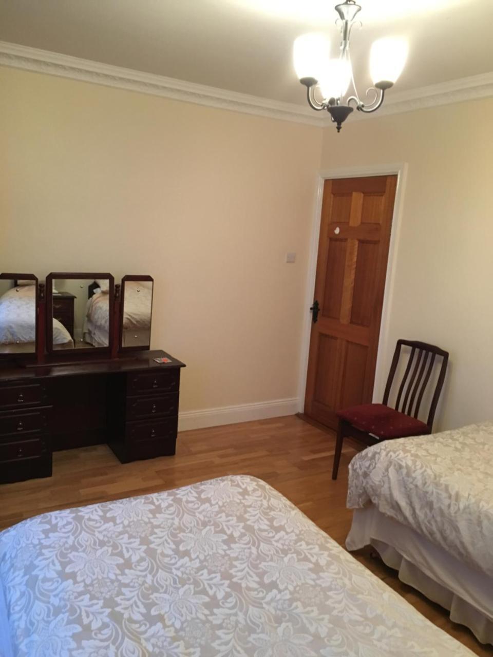 Oakdale, Templemore, E41F856 Dış mekan fotoğraf